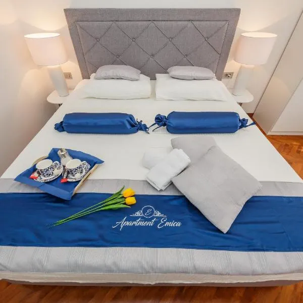 Apartment Emica, hotel in Split