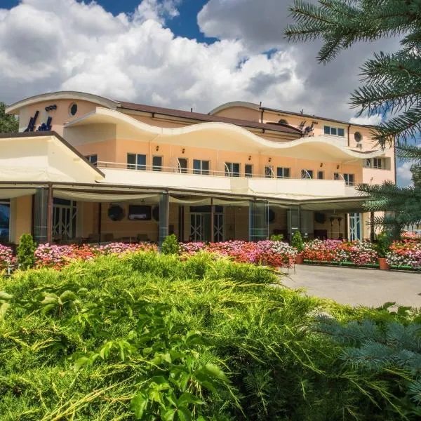 Hotel Emi, hotel din Mihail Kogălniceanu