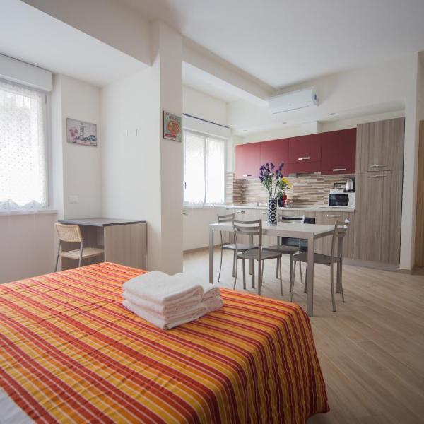 Family Apartment London, Верона