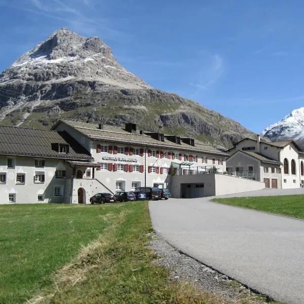 Gasthaus & Hotel Berninahaus, hotel a Pontresina
