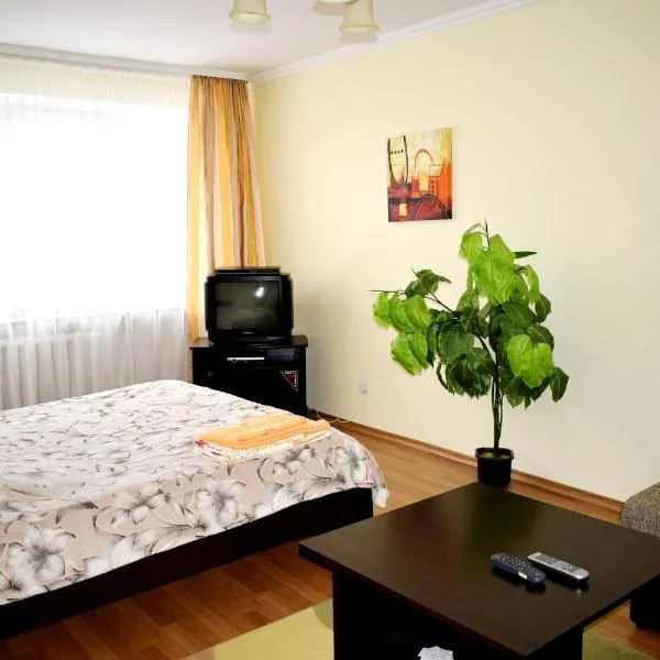 Apartment on Krushelnitskoy 73, ξενοδοχείο σε Ρίβνε