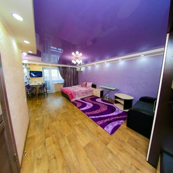ApartLux on Slavskogo 26 View River, hotel in Ustʼ-Kamenogorsk