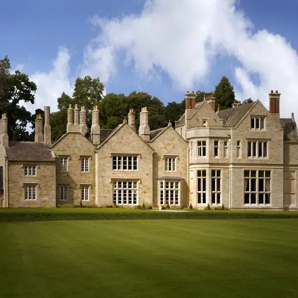 Lough Rynn Castle, hotel in Mohill