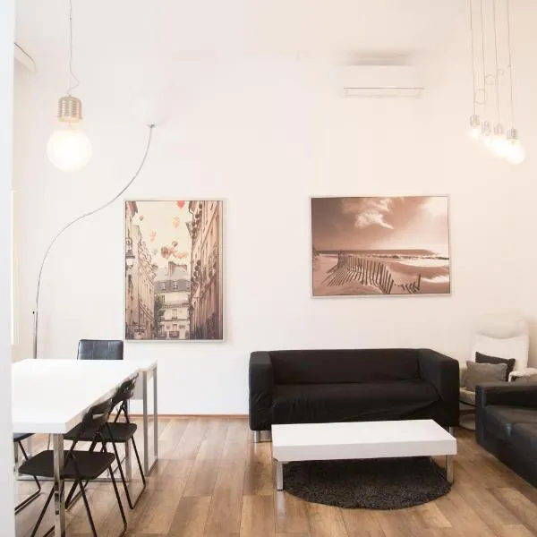 Lovecroatia Zagreb - 'Pax nest', hotel in Zagreb