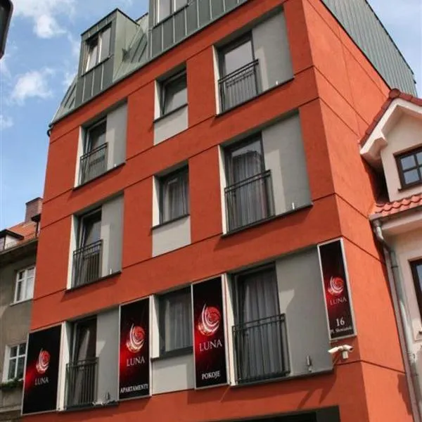 Luna, Hotel in Zielona Góra