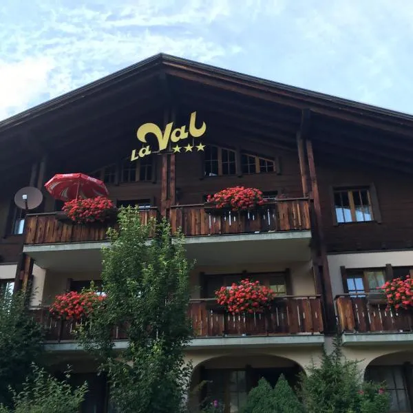 Hotel B&B Casa La Val, ξενοδοχείο σε Sedrun