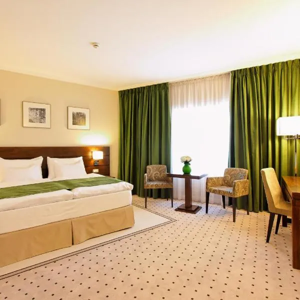 Capital Plaza Hotel, hotel din București