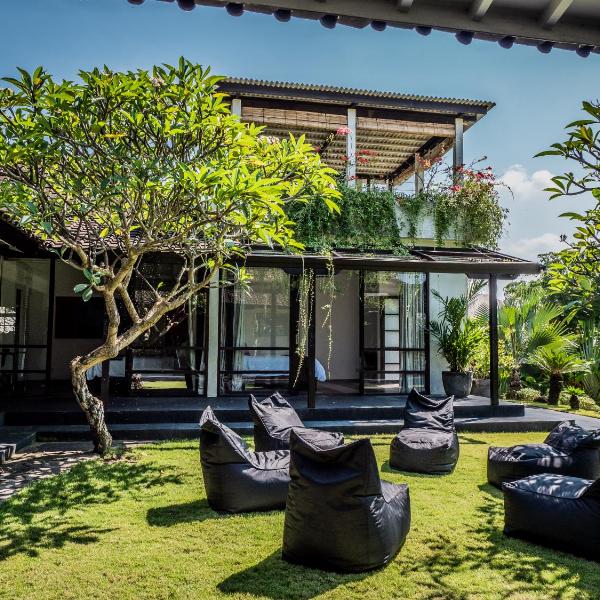 Holiday beautiful Villa 4 Bedroom Garden View Canggu