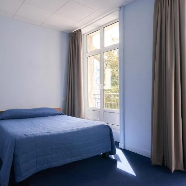 Hotel Le Petit Duquesne, hotel in Nantes