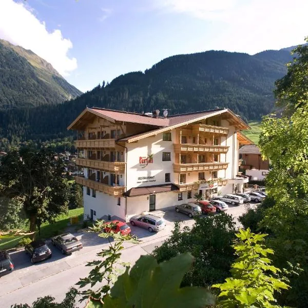 Superior Hotel Persal, hotel en Finkenberg