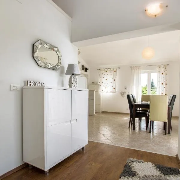 Apartment Lidija, hotel in Split