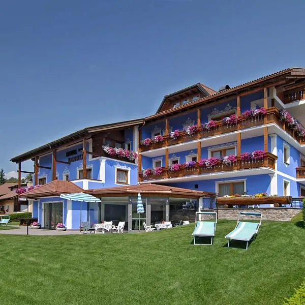 塔爾布里克酒店，奧爾蒂塞伊的飯店