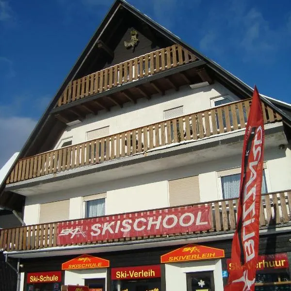 Am Kahlen Asten - Astenkick Altastenberg, hotel v destinácii Winterberg