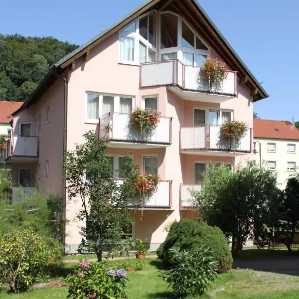 Hotel-Garni Elbgarten Bad Schandau, hotel en Bad Schandau