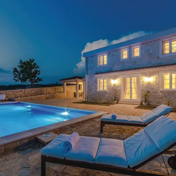 Villa Toma I, hotel in Novalja