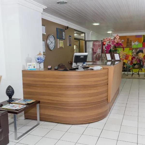 Maria Quitéria Hotel & Flat โรงแรมในเฟย์รา เด ซานตานา