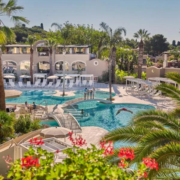 Forte Village Resort - Le Palme, hotel a Santa Margherita di Pula