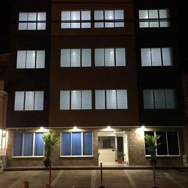 ARI Hotel، فندق في كالي