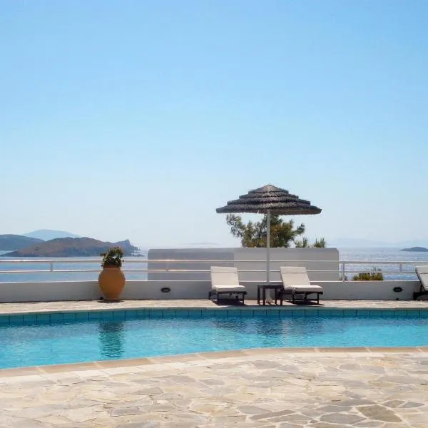 Patmos Paradise Hotel, hotel in Kámbos