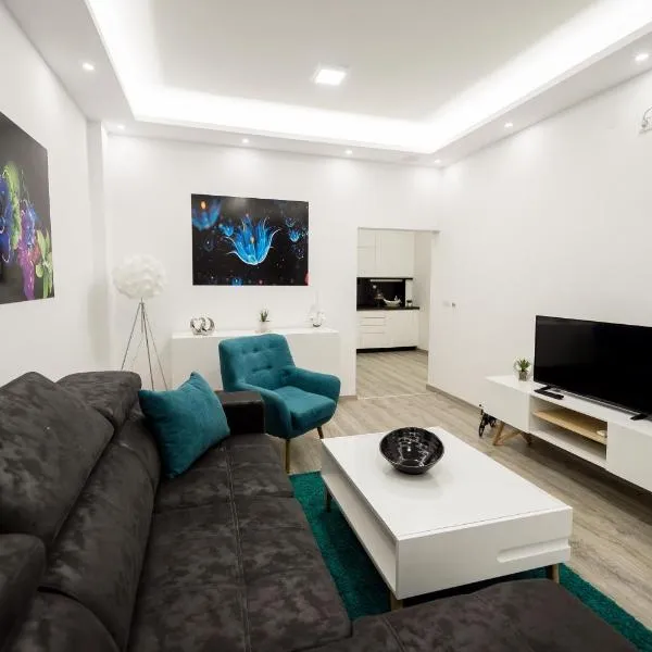 CENTAR Lux, hotel in Arandjelovac