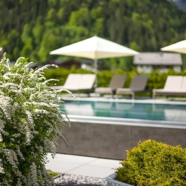 Hotel Auszeit, hotel v destinaci Pertisau