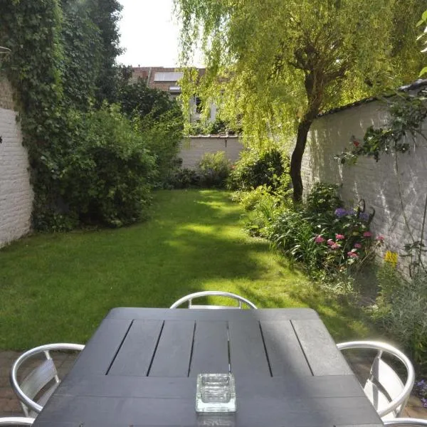 Apartment Home Frit Home, hotel a Bruxelles