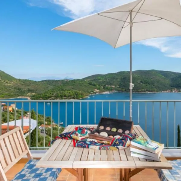 Odysseion Apartments, hotel in Vathi, Ithaka