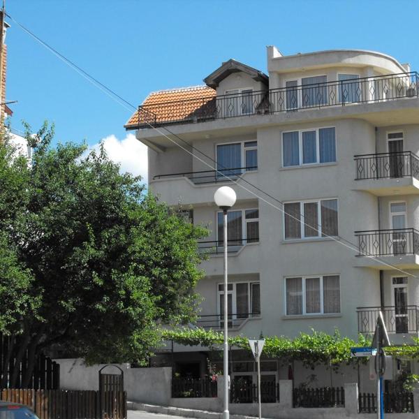 Къща за гости Каракачанов