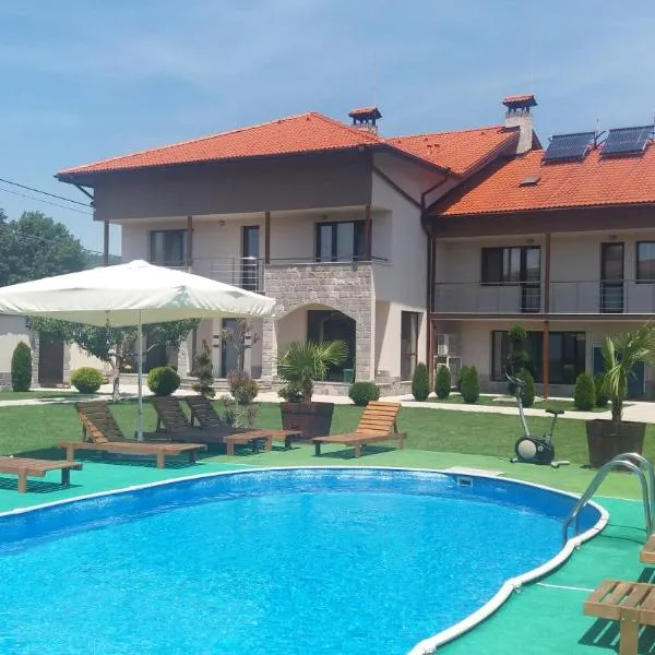 Sveti Nikola Villas near Borovets, hotel in Shiroki Dol