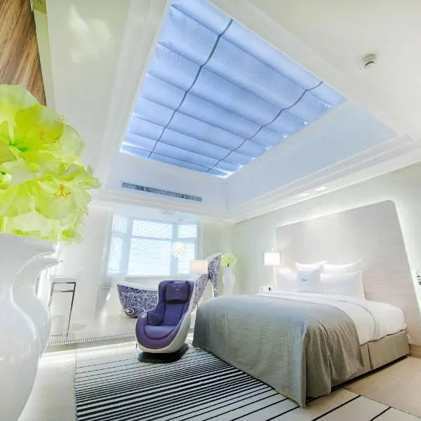 Six Star Motel-Taoyuan, hotel v destinaci Tchao-jüan