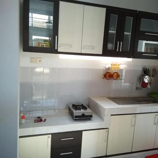 Villa Puncak Garuda A5, hotel in Batu