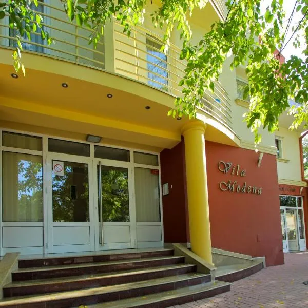 Villa Modena, hotel in Subotica