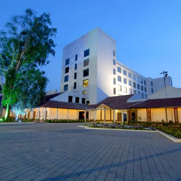 Chanakya Bnr Hotel, hotel in Rānchī