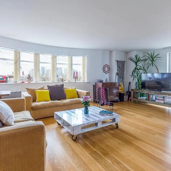 Spectacular River Thames View, hotel in London