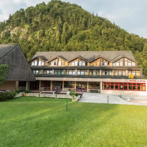 JUFA Hotel Grünau im Almtal, hotel sa Grünau im Almtal