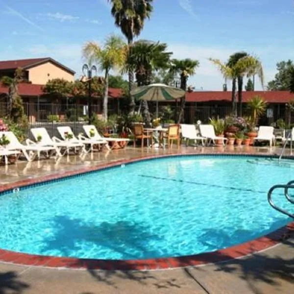 Adelaide Inn, מלון בפאסו רובלס