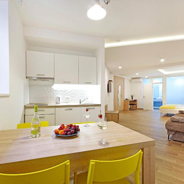 Alos Center Apartments