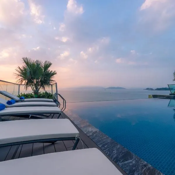 Boton Blue Hotel & Spa, hotel v Nha Trangu