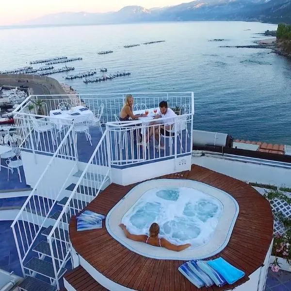 BUE MARINO Hotel & Roof Lounge, hotel in Cala Gonone