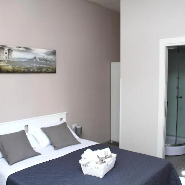 B&B Materdei 14, hotel in Naples