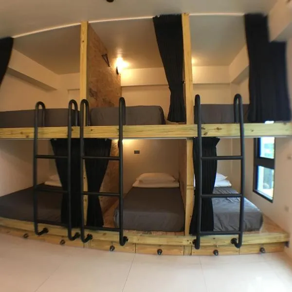 Wave backpackers, ξενοδοχείο σε Toucheng