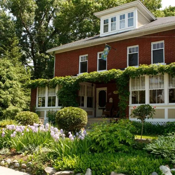 Au Virage B&B, hotel in Magog-Orford
