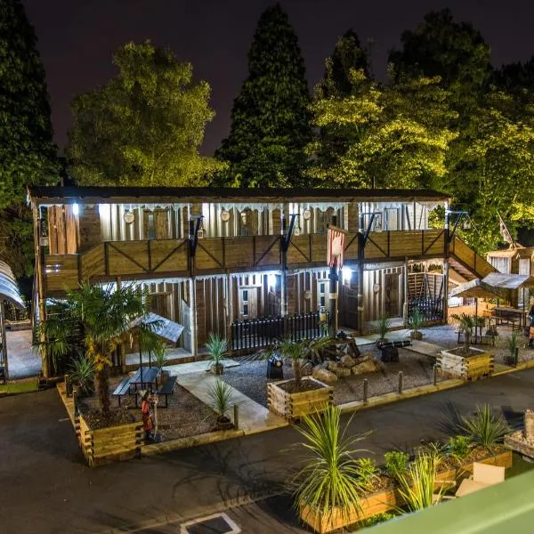 Explorers Retreat Matlock Bath、マトロックのホテル