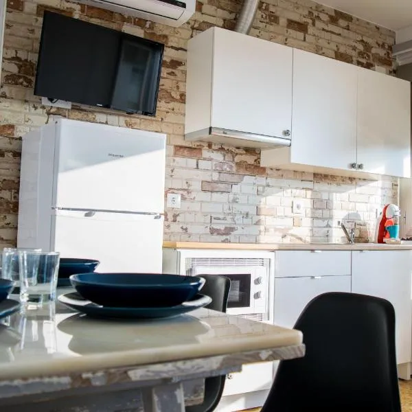 Alojamientos Teatro, hotel in Porcuna