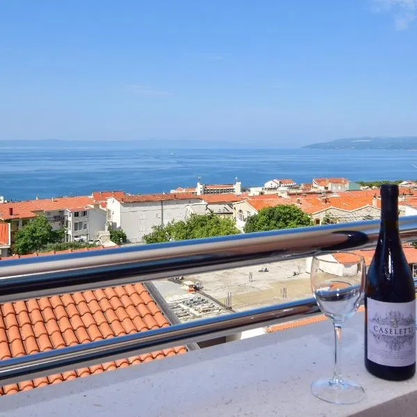 Apartments Evelin, hotel in Makarska