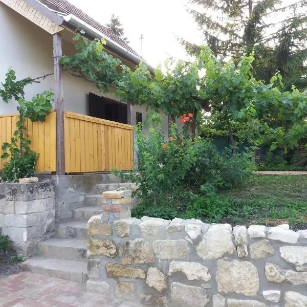 Bella Vendégház, ξενοδοχείο σε Etyek