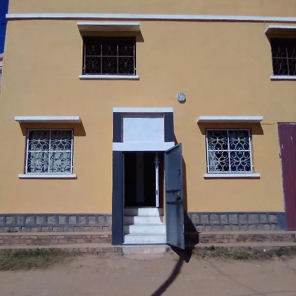 Villa Cassis, Hotel in Ivato