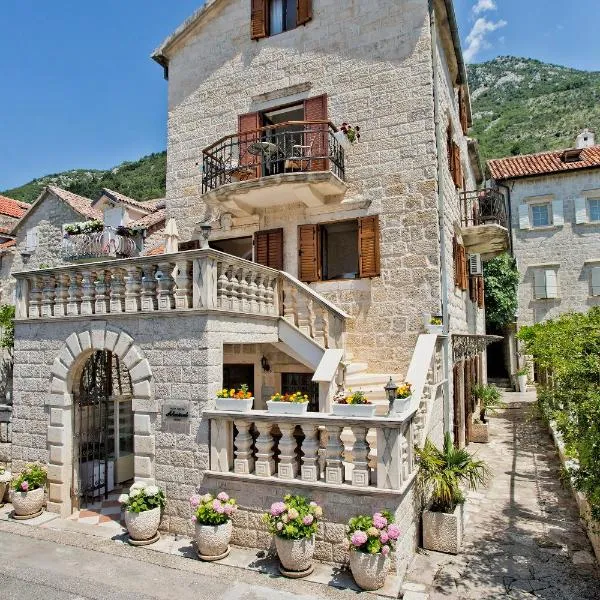 Hotel Admiral, hotel sa Perast