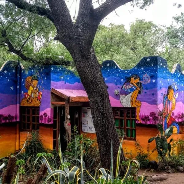 Hostel Eco Cultural GIRAMUNDO, hotel in San Marcos Sierras