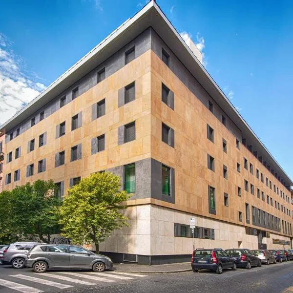 Domus Helena, Hotel in Rom